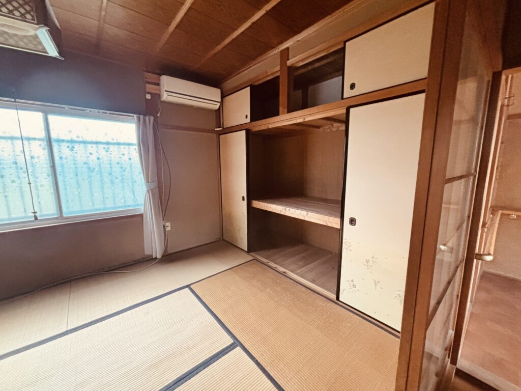 不便を楽しむ里 新アトリエ 廊下と和室 改築前 古民家DIY空間